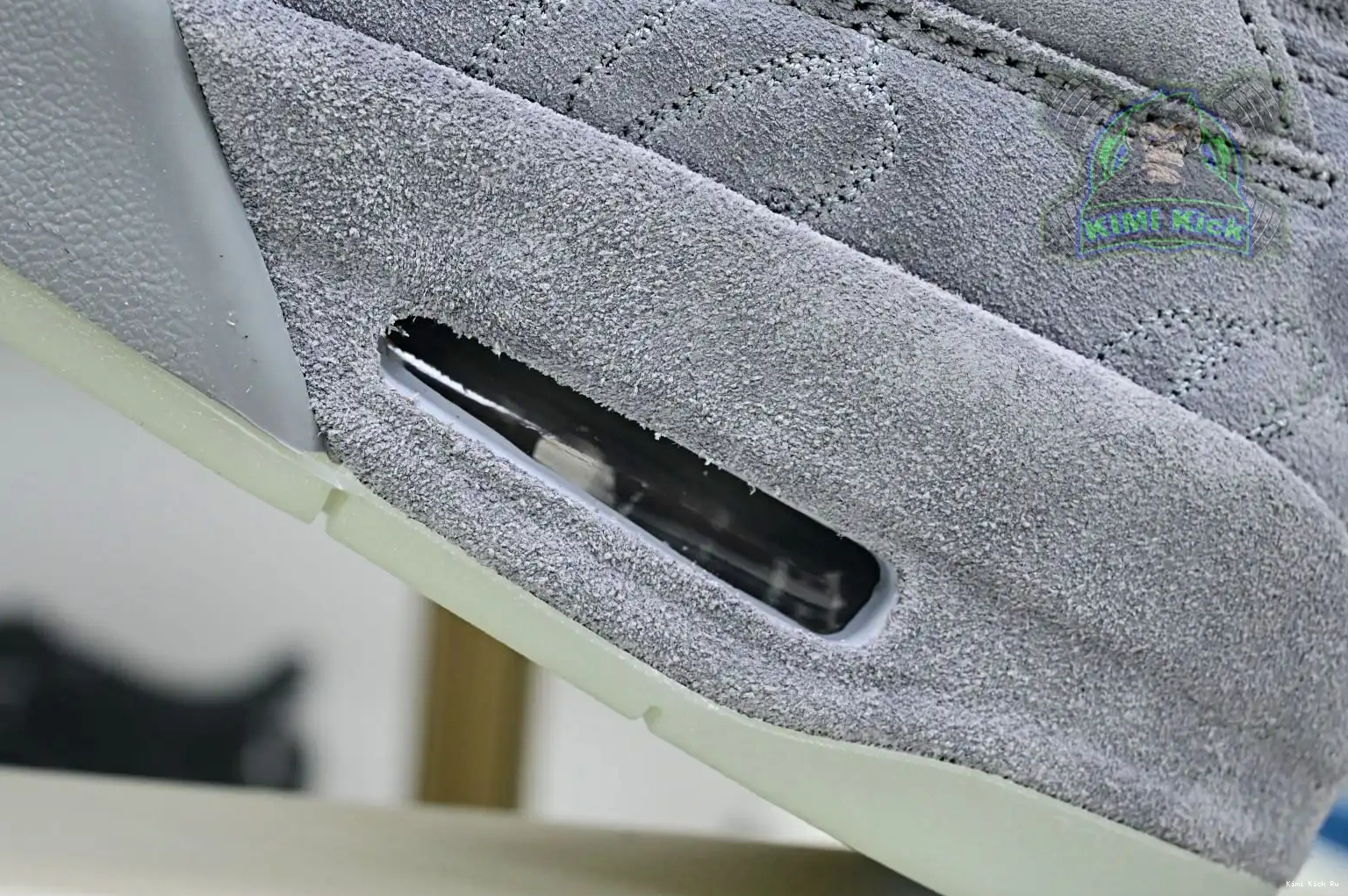 Kimikick Air retro kaws 4 Jordan Jordan 0818